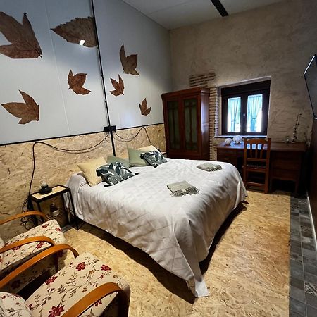 בית הארחה Nava del Rey 	Casa Ruina מראה חיצוני תמונה