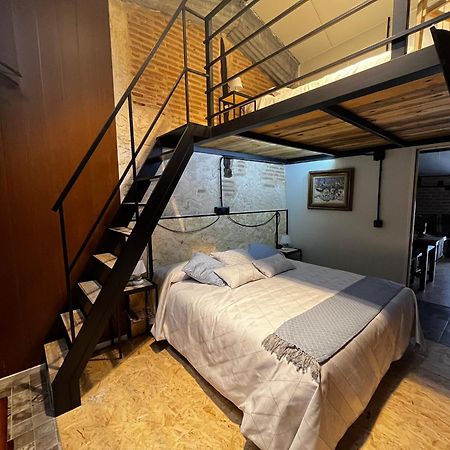 בית הארחה Nava del Rey 	Casa Ruina מראה חיצוני תמונה
