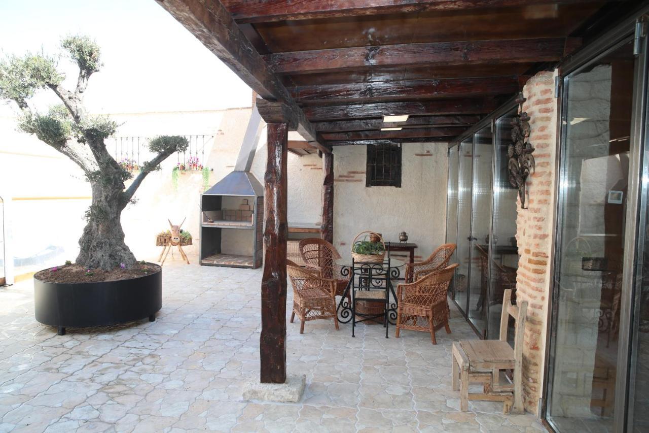 בית הארחה Nava del Rey 	Casa Ruina מראה חיצוני תמונה